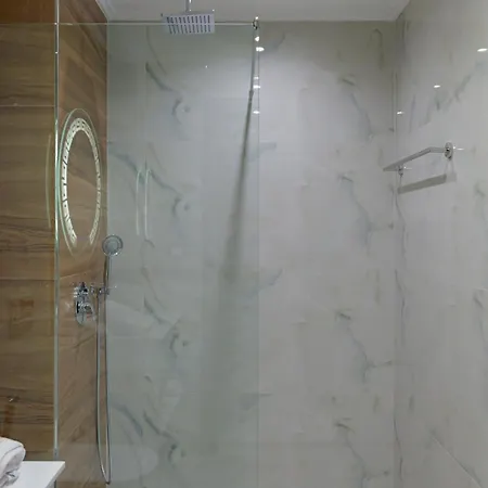 Heksamil Hotel Ksamil