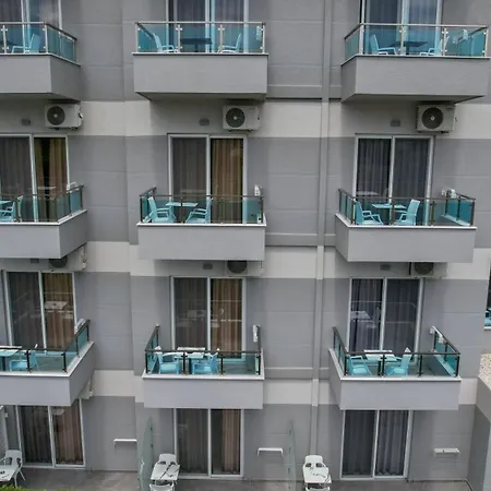 Heksamil ホテル 4*