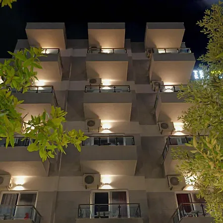 Heksamil فندق