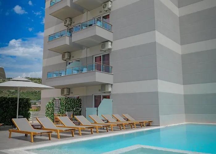 Heksamil ホテル クサミル