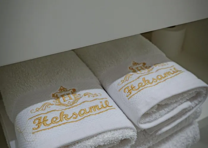 ホテル Heksamil クサミル