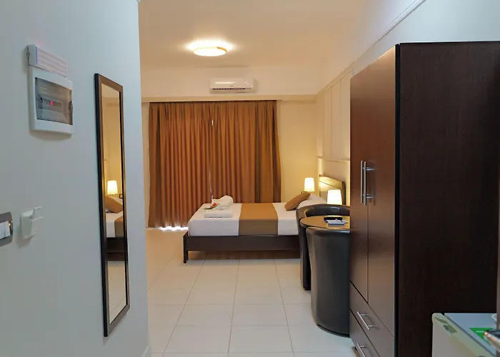 ホテル Heksamil 4*